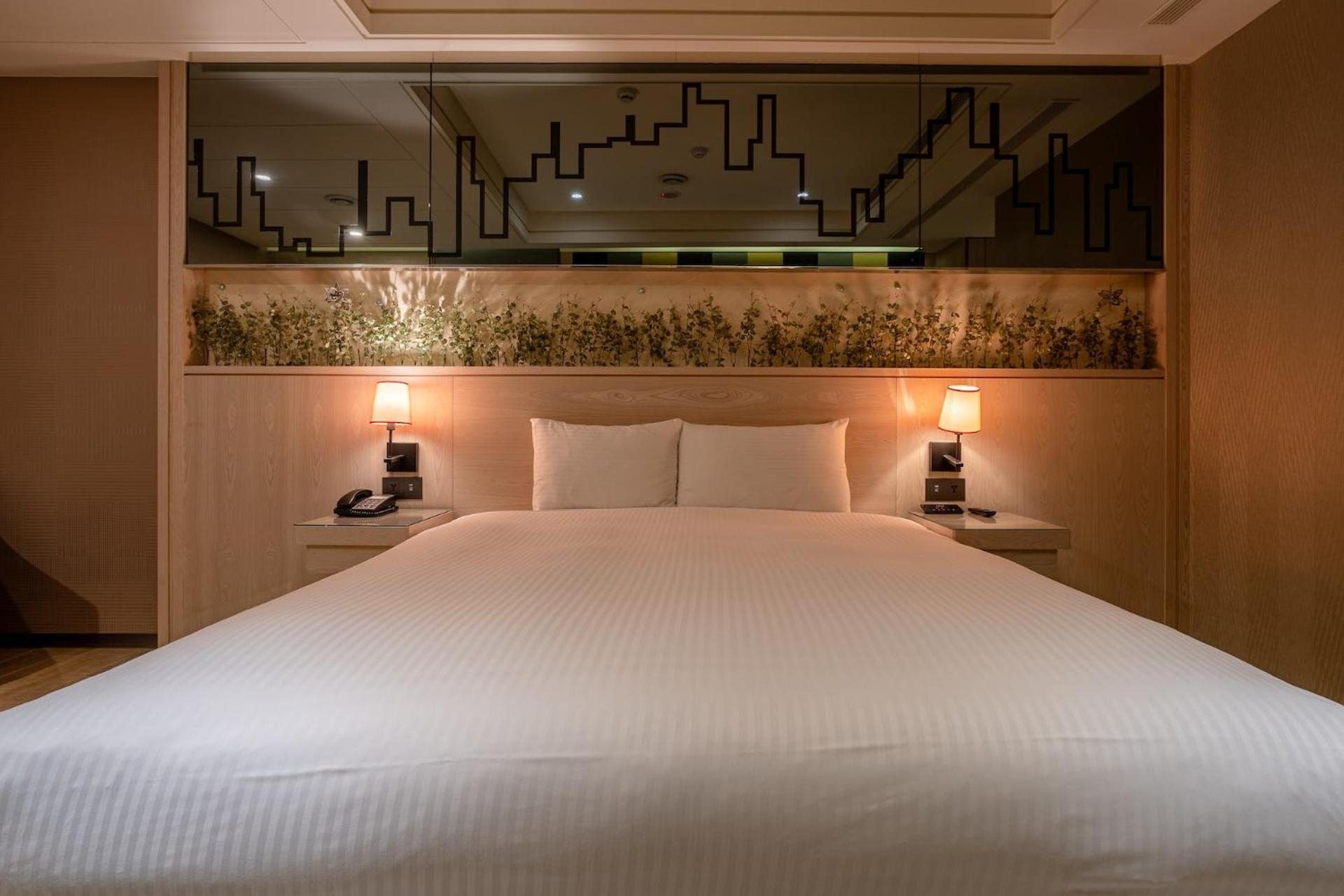 Guide Hotel Taichung Ziyou Exterior foto