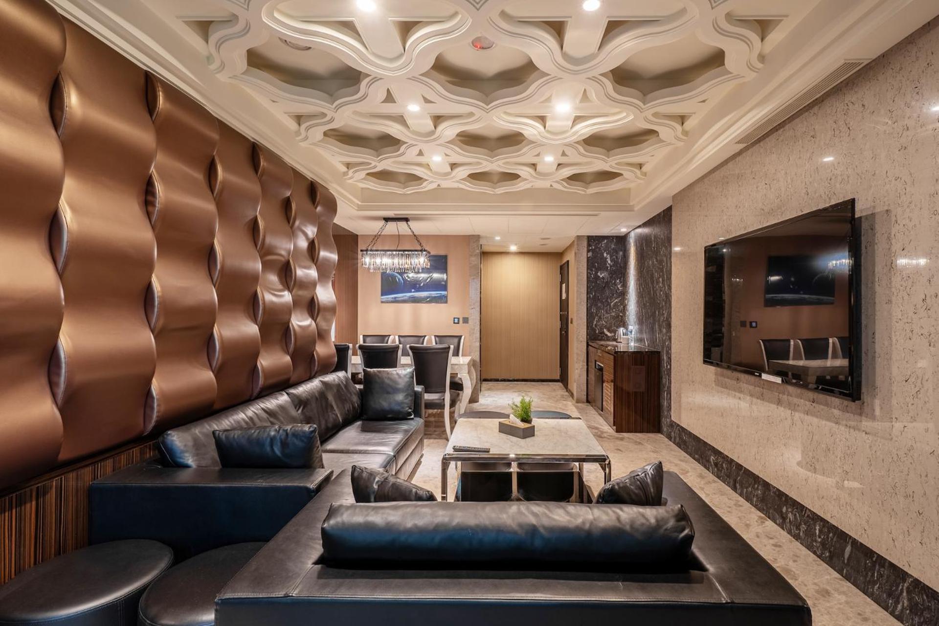 Guide Hotel Taichung Ziyou Exterior foto